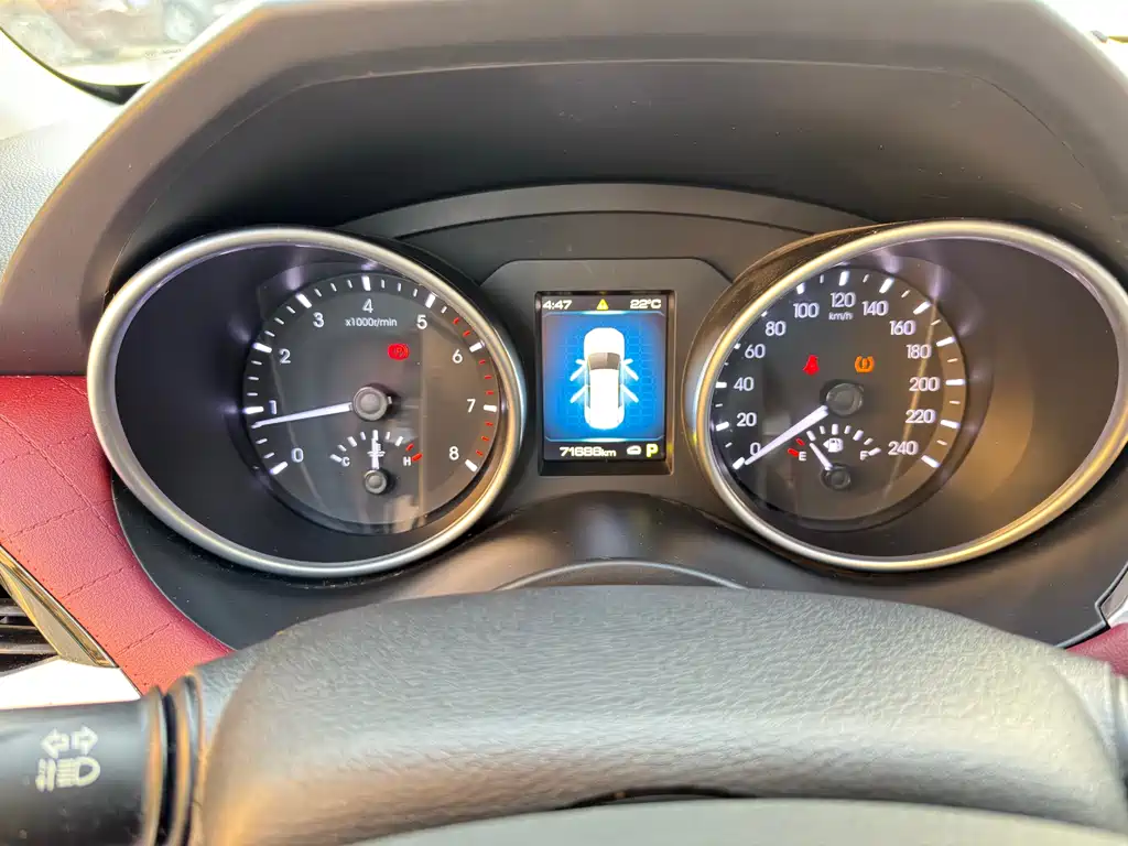 Haval H6 Coupe 2020 Zhilian version 1.5T automatic two-wheel drive luxury Zhilian type