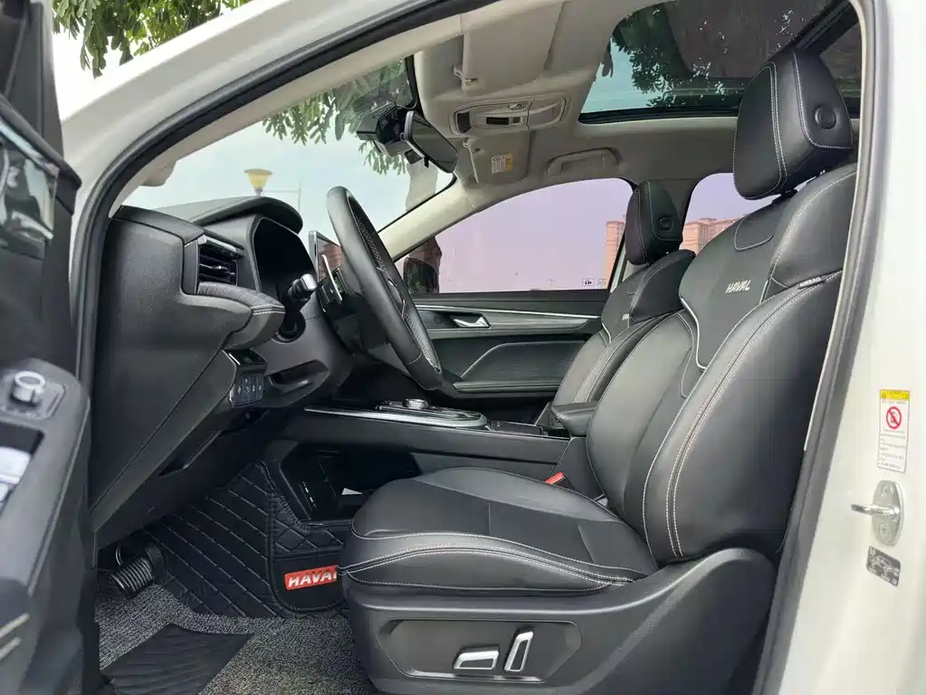 Haval's First Love 2021 1.5T automatic Three-dimensional version