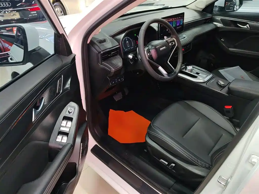 Haval's First Love 2021 1.5T automatic Three-dimensional version