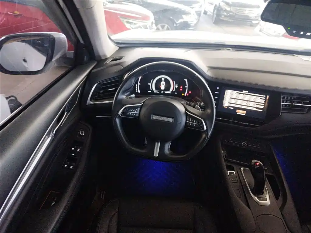 Haval F7 2020 2.0T two-wheel drive i-drive