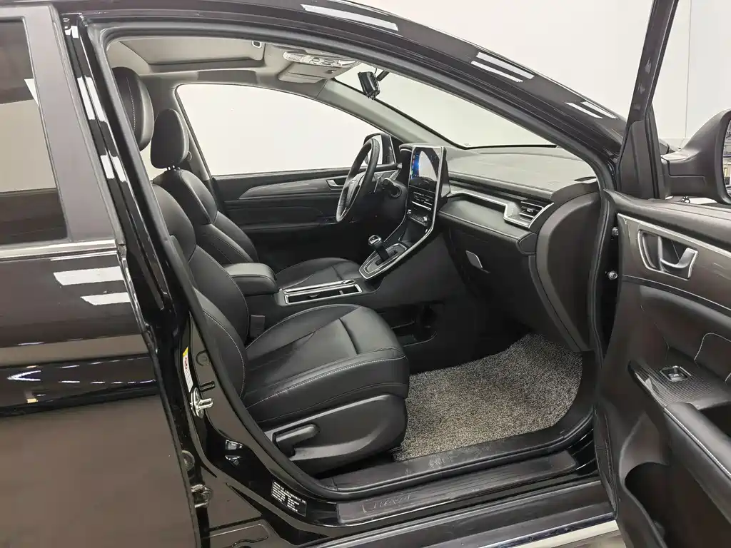 Haval M6 2021 PLUS 1.5T DCT Luxury Smart Connection Type