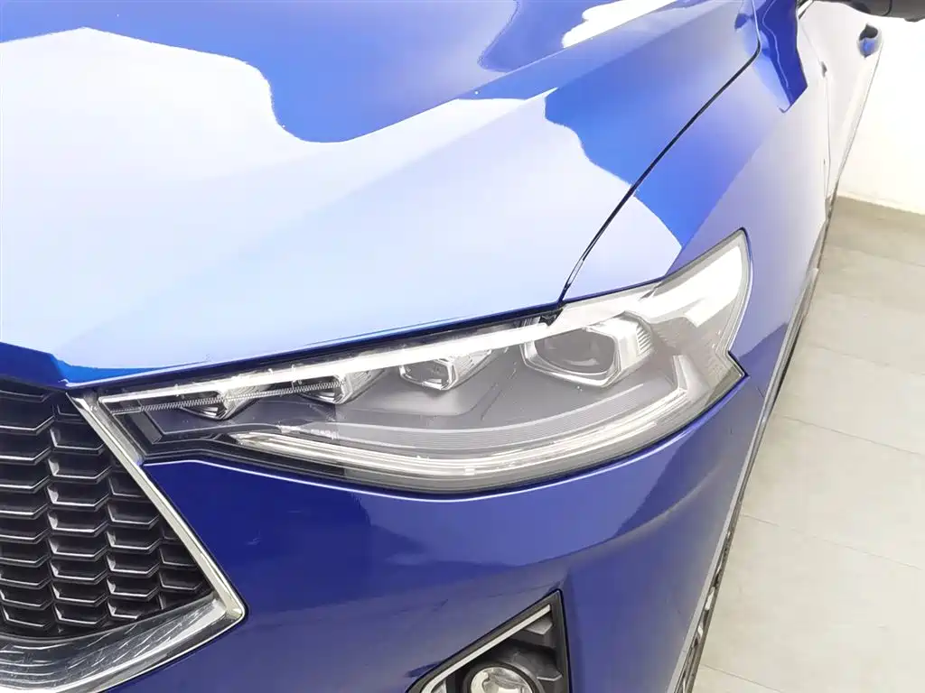 Haval F7 2019 2.0T four-wheel drive i Yue Guo V