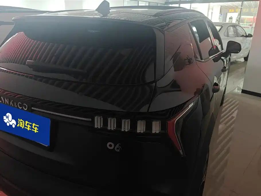 Lynk & Co. 06 2023 Remix 1.5T Hero