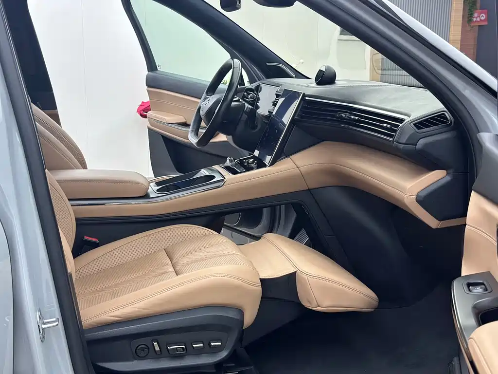 Nio ES8 2020 415KM signature edition six-seater edition