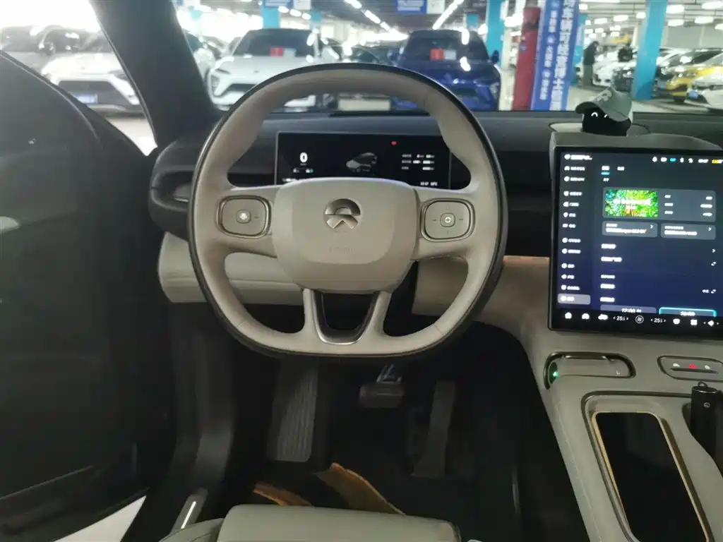 Фото машины 24