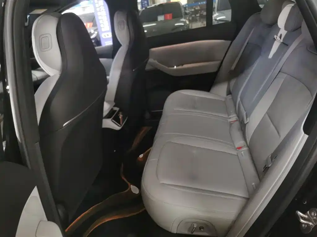 Фото машины 10