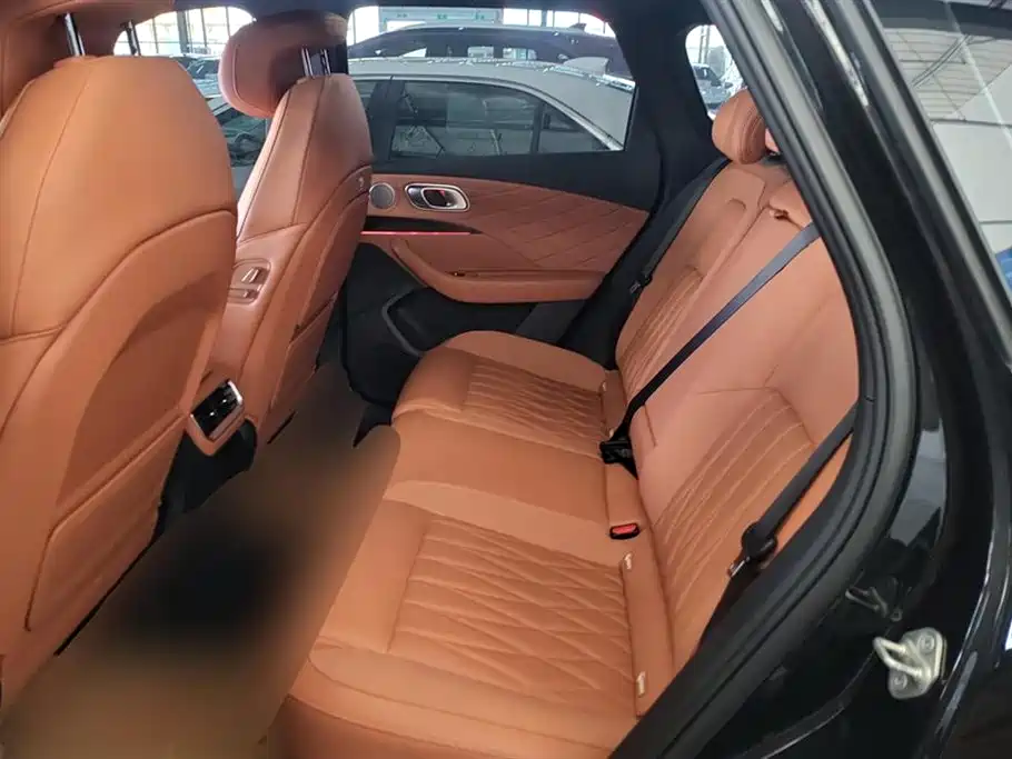 Nezha L 2024 extended Range 310 flash charge red Version