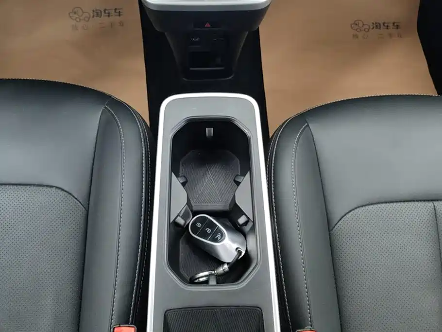 Nezha V 2022 Trendy 300 Lite Lithium Iron Phosphate