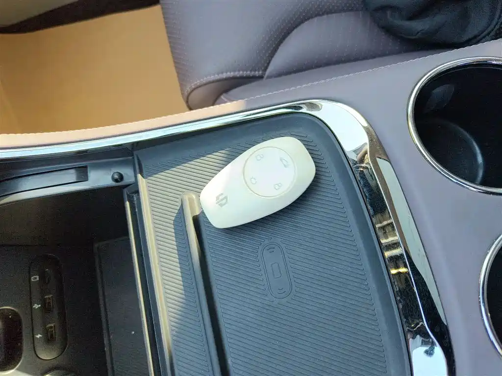 Фото машины 24