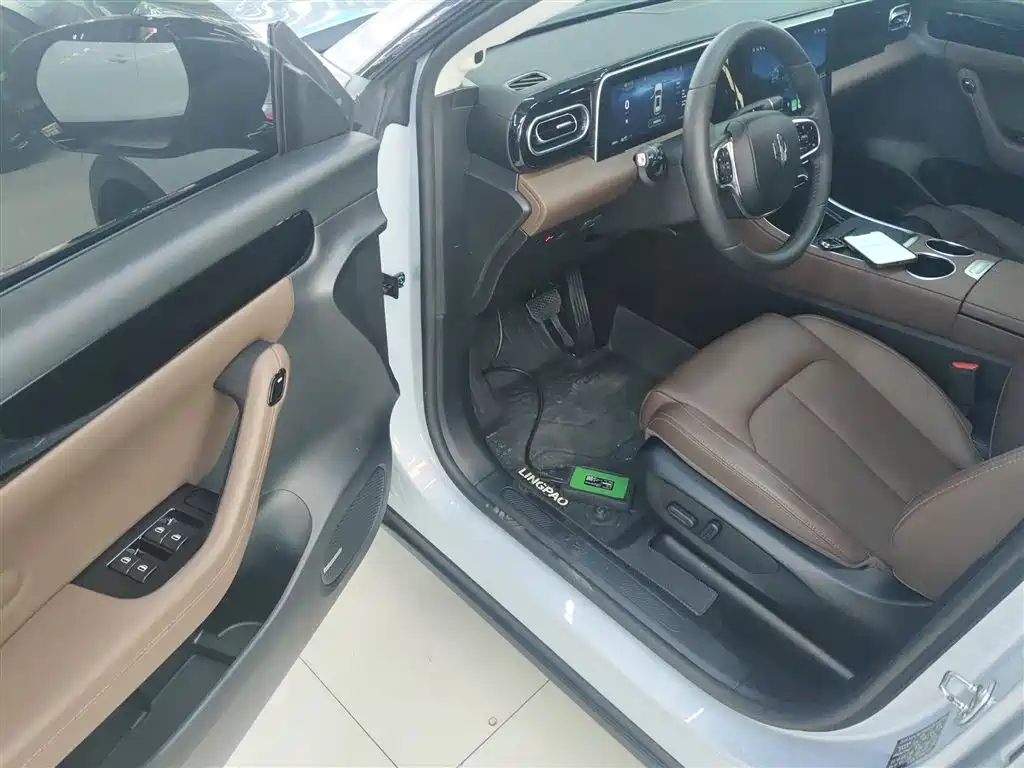 Фото машины 10