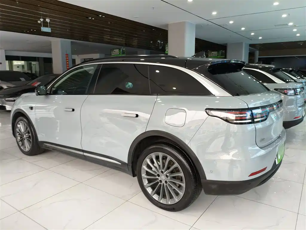 Фото машины 25