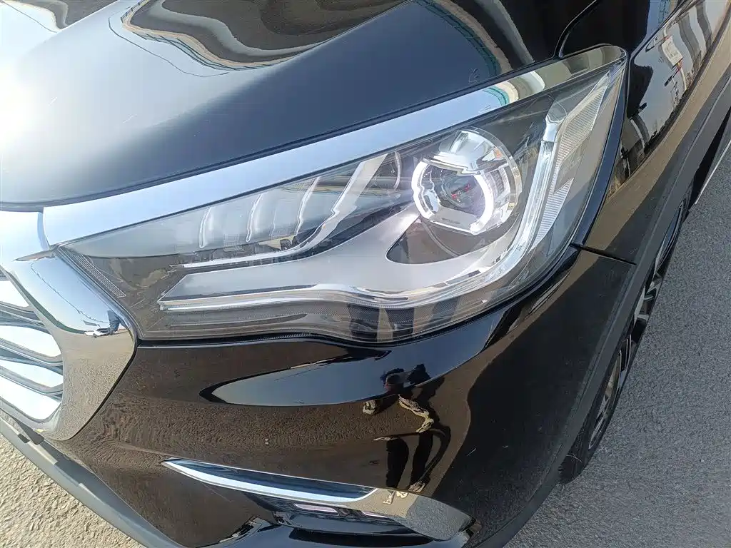 Jietu X90 2019 1.6T DCT Premium Travel Edition 5-seater Country VI