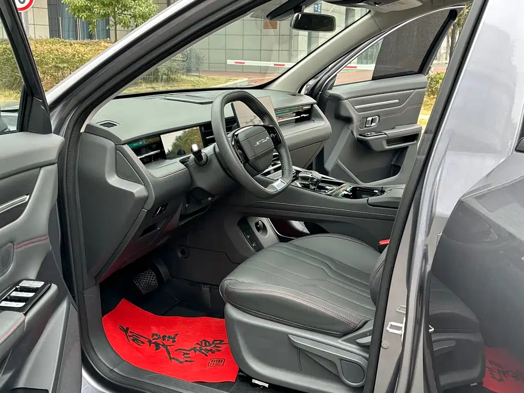 Jietu Dasheng 2025 1.5T DCT Deluxe Edition