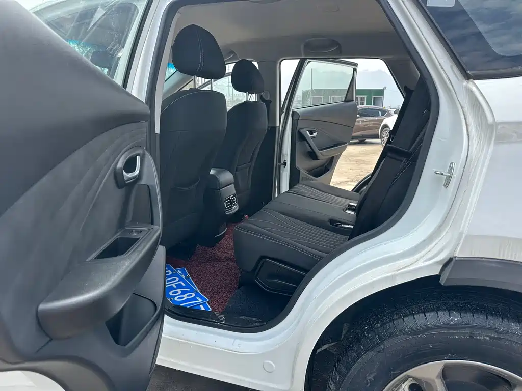 Jietu X70M 2020 1.5T DCT companion type