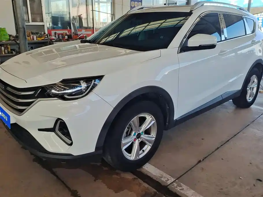 Jietu X70M 2021 1.5T DCT Luxury Partner Type 6 seats