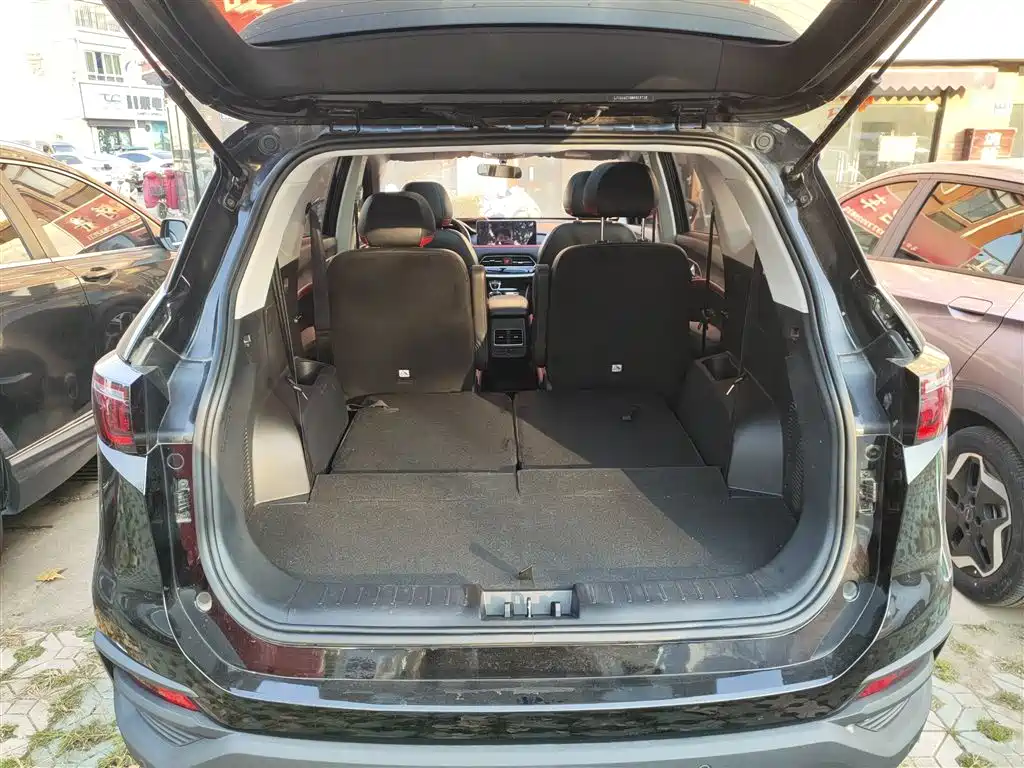 Sihao X8 2021 300T DCT Premium Smart Edition 6 Seats