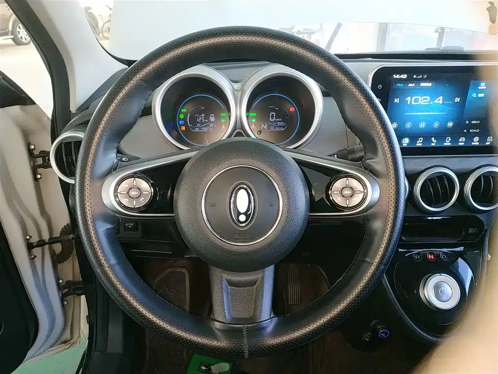 Фото машины 24