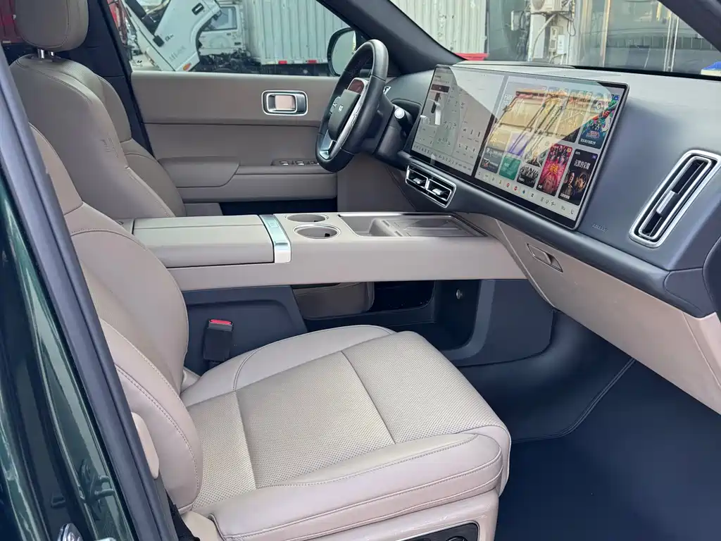 Ideal L9 2025 Pro smart new version