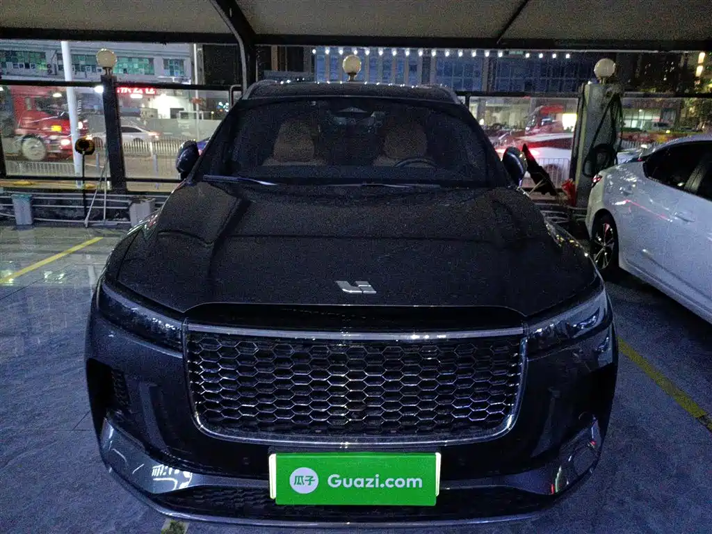 Ideal ONE 2021 extended range 6-seater version