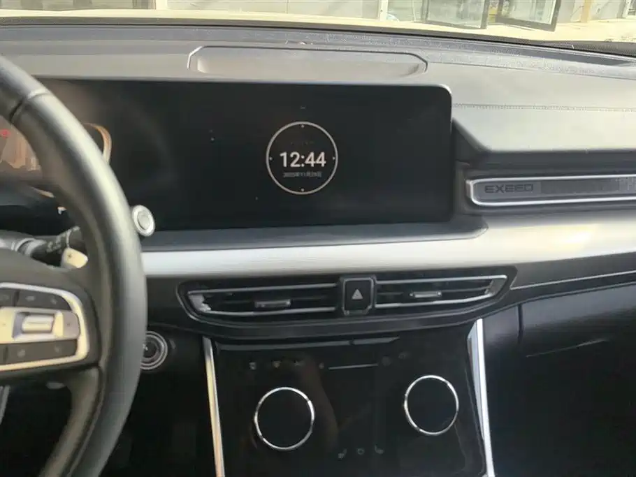 Xingtu Lanyue 2022 Discovery Edition 400T Four-wheel drive Star Enjoy 5 seats