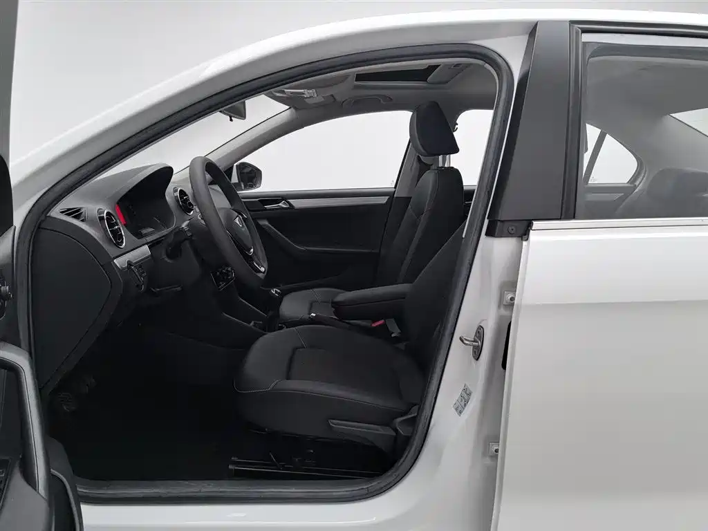 Jetta VA3 2019 1.5L Manual Enjoy Edition