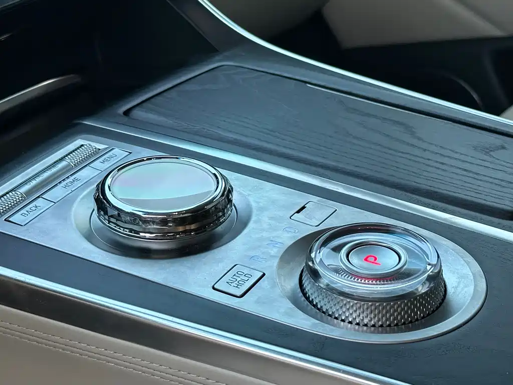 Фото машины 30