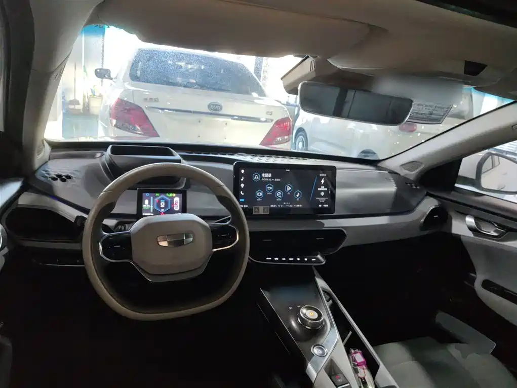 Geely Geometry A 2019 upgraded high-dimensional standard battery life Power Square version