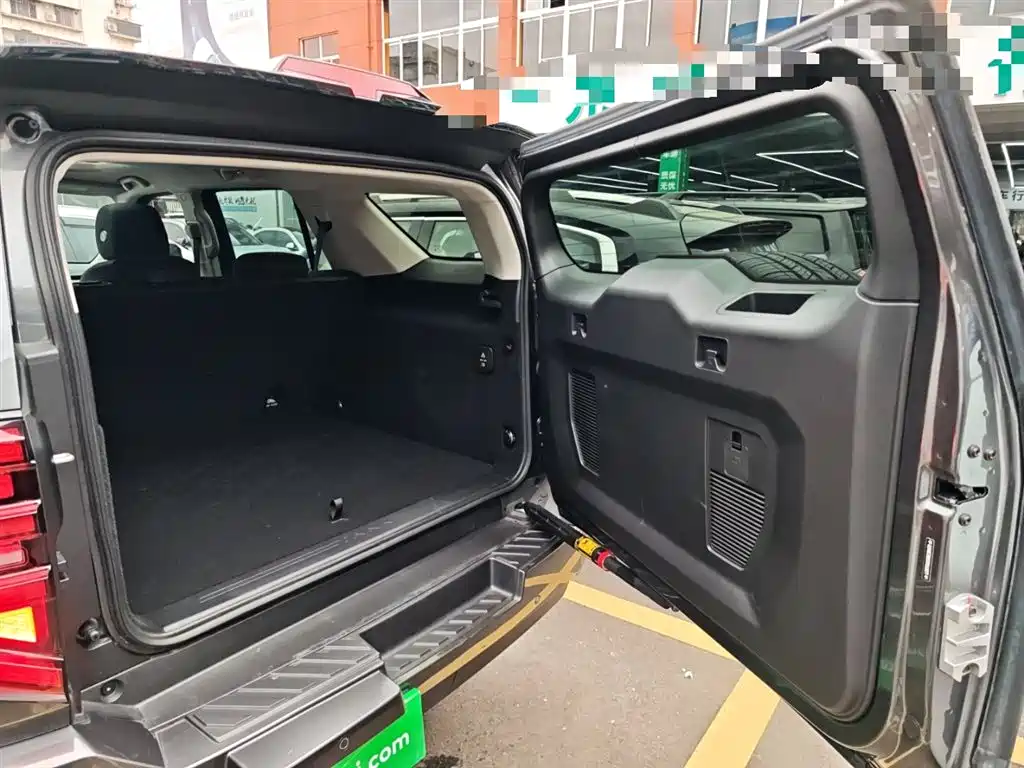 Фото машины 24