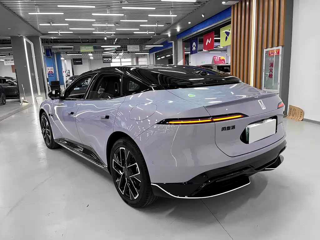 Фото машины 24