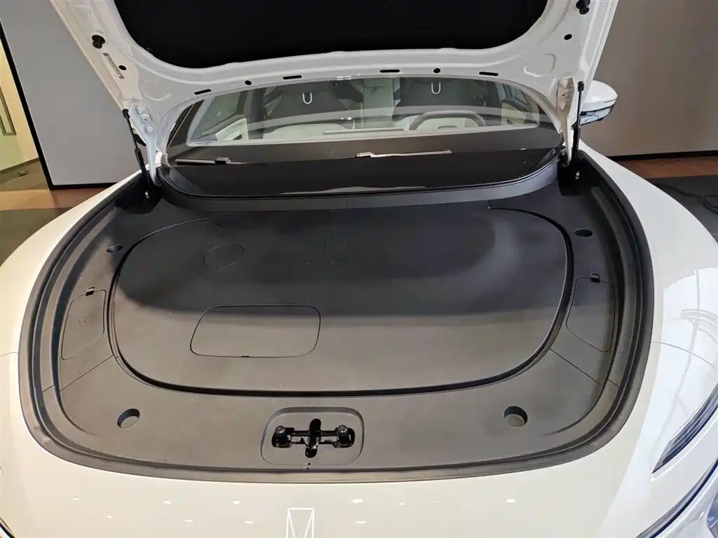 Фото машины 25