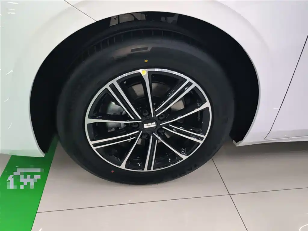 Galaxy A7 2025 EM-i 70km Premium Edition