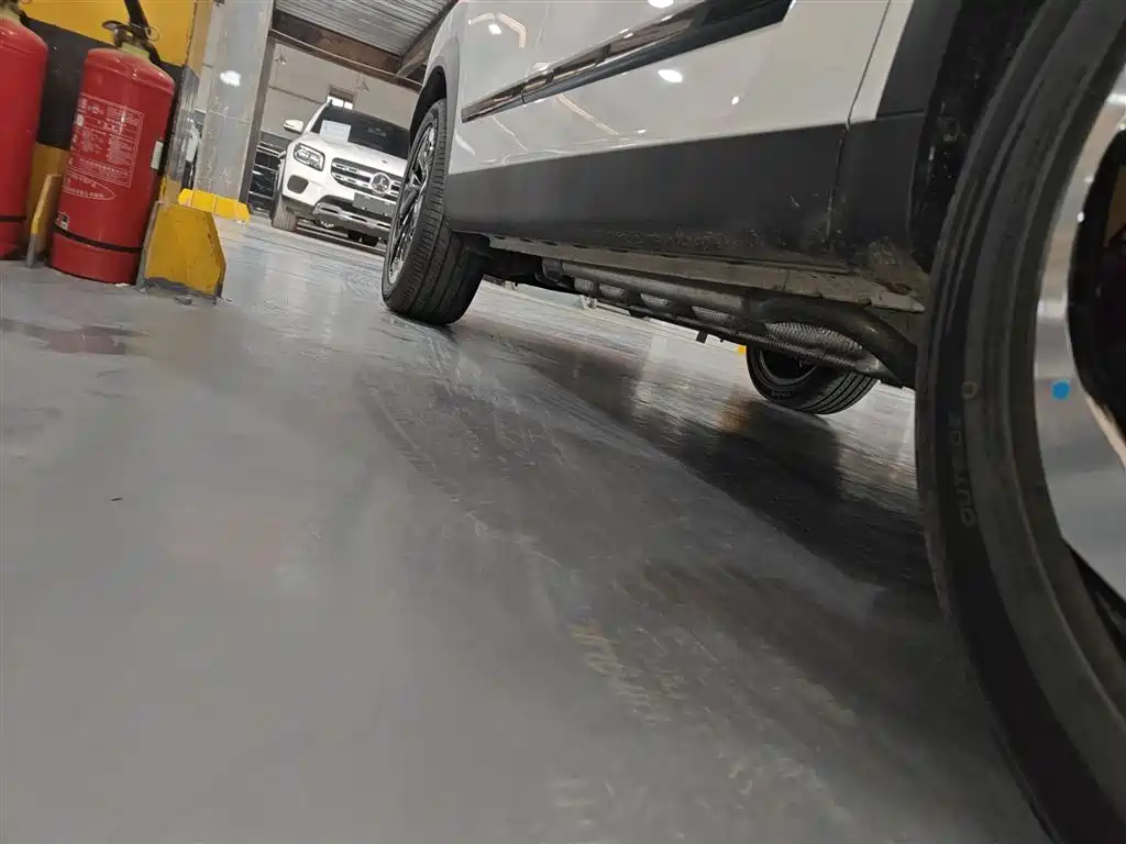 Explore 06 C-DM 2024 luxury models