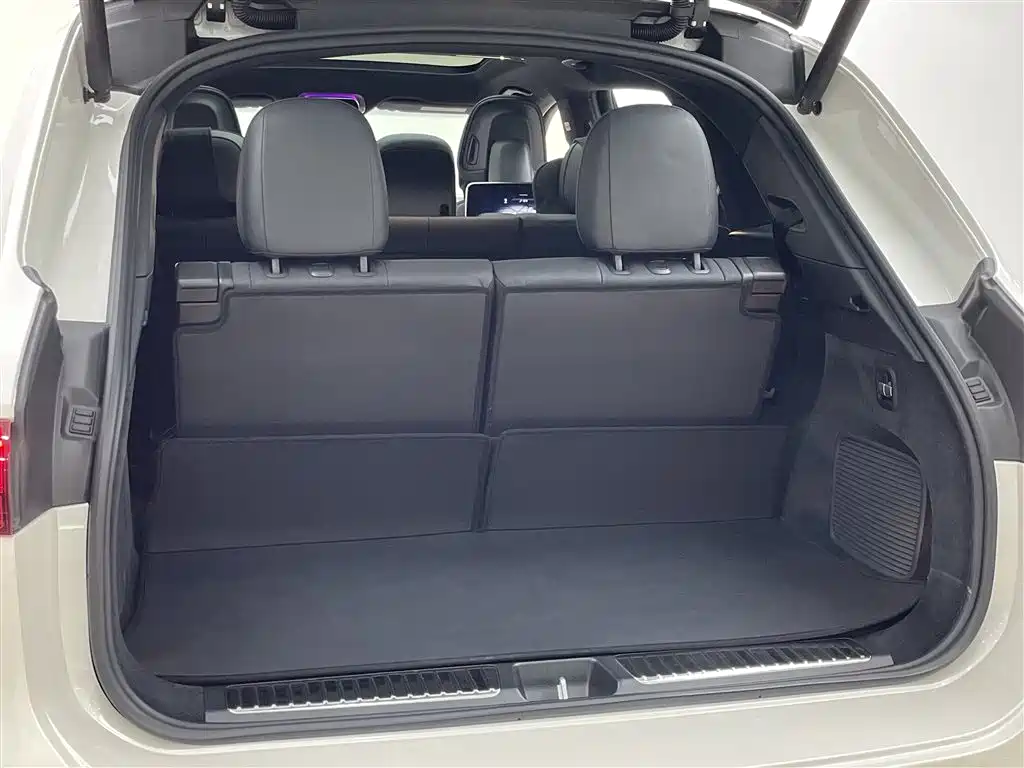 Фото машины 33