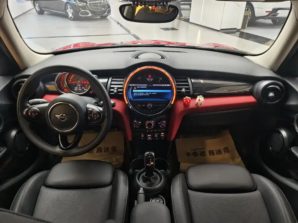 MINI 2020 1.5T COOPER classic five-door version