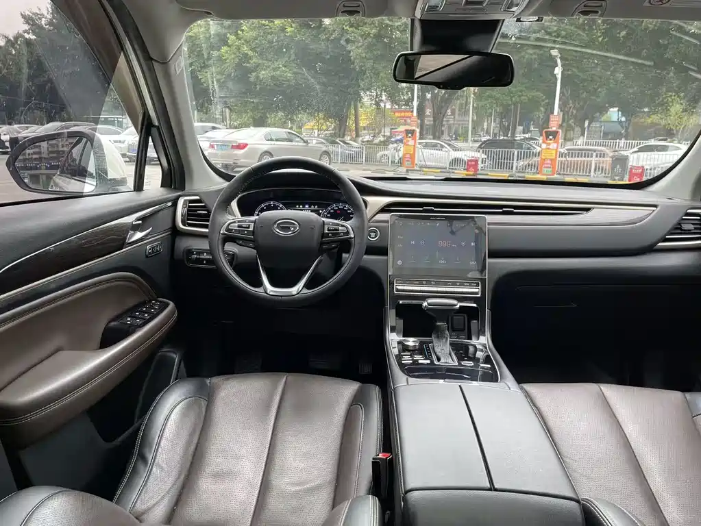 Фото машины 24