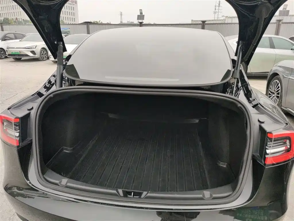 Фото машины 18