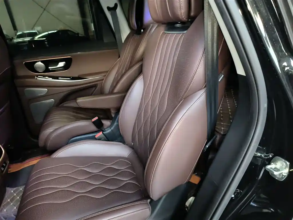 Xingtu Lanyue 2023 400T four-wheel drive Star Edition 6-seater