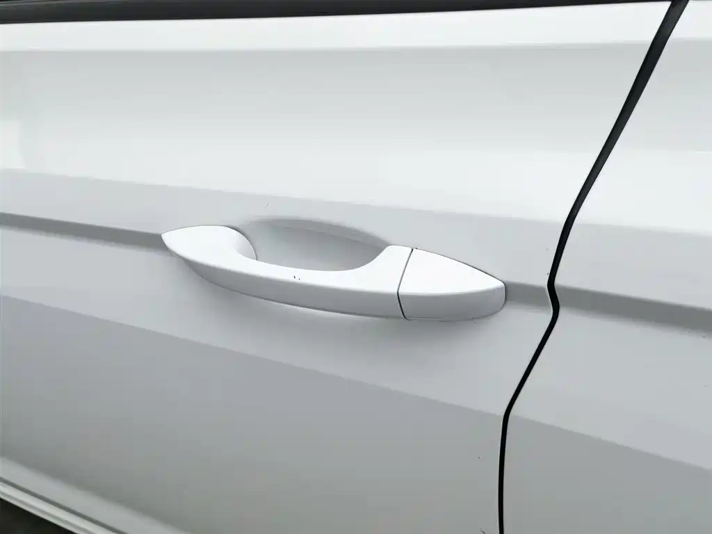 Bora 2023 1.5L Automatic Travel Limited Edition