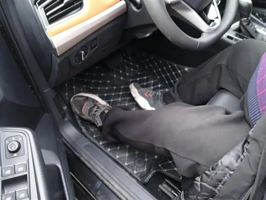 Bora 2023 200TSI DSG Yuexing PRO Edition