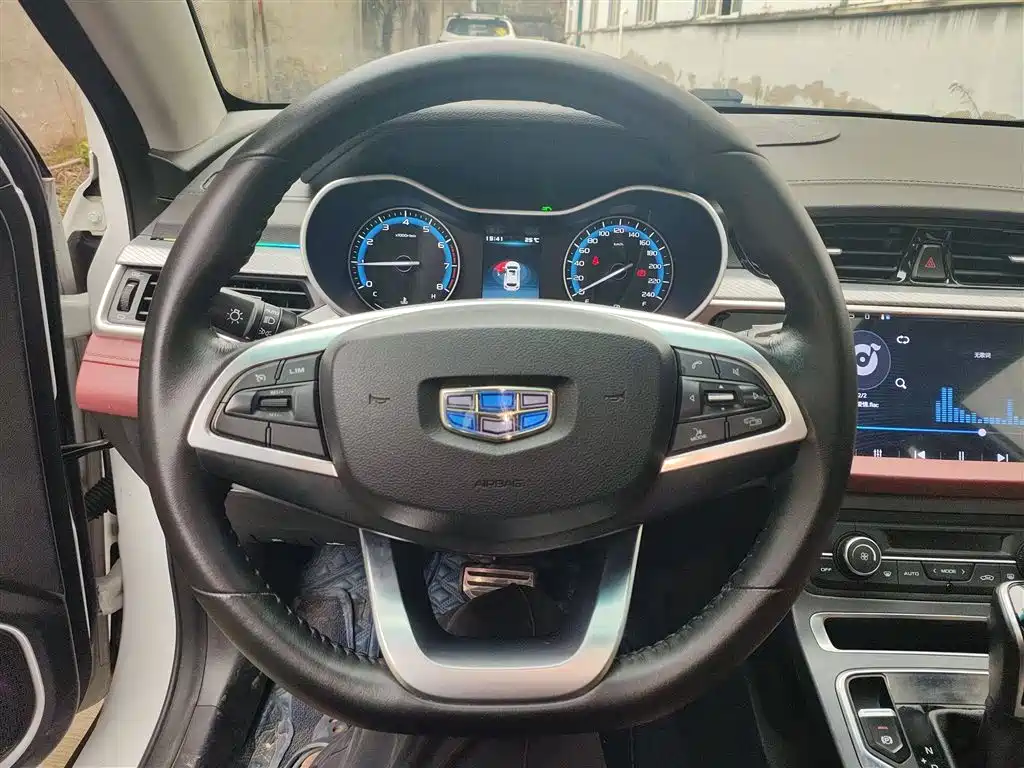 Vision S1 2019 upgraded version 1.5L CVT Luxury