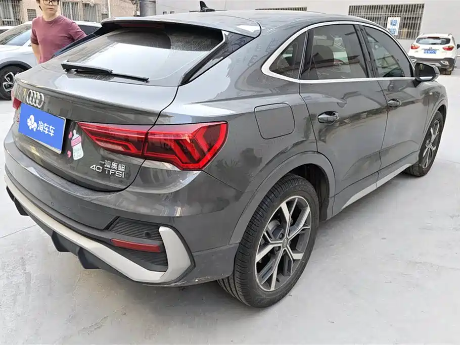 Audi Q3 Sportback 2020 model 40 TFSI fashion type