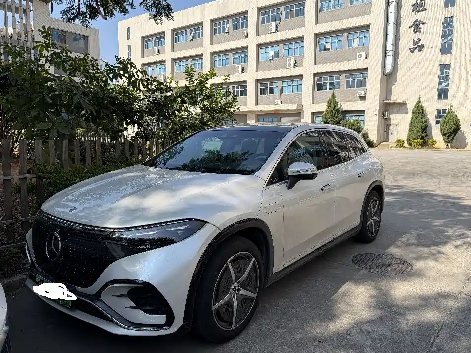 Mercedes-Benz EQS SUV 2023 450 4MATIC Pioneer Edition
