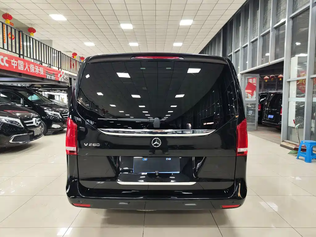 Mercedes-Benz V-class 2021 V 260 Pilot Edition