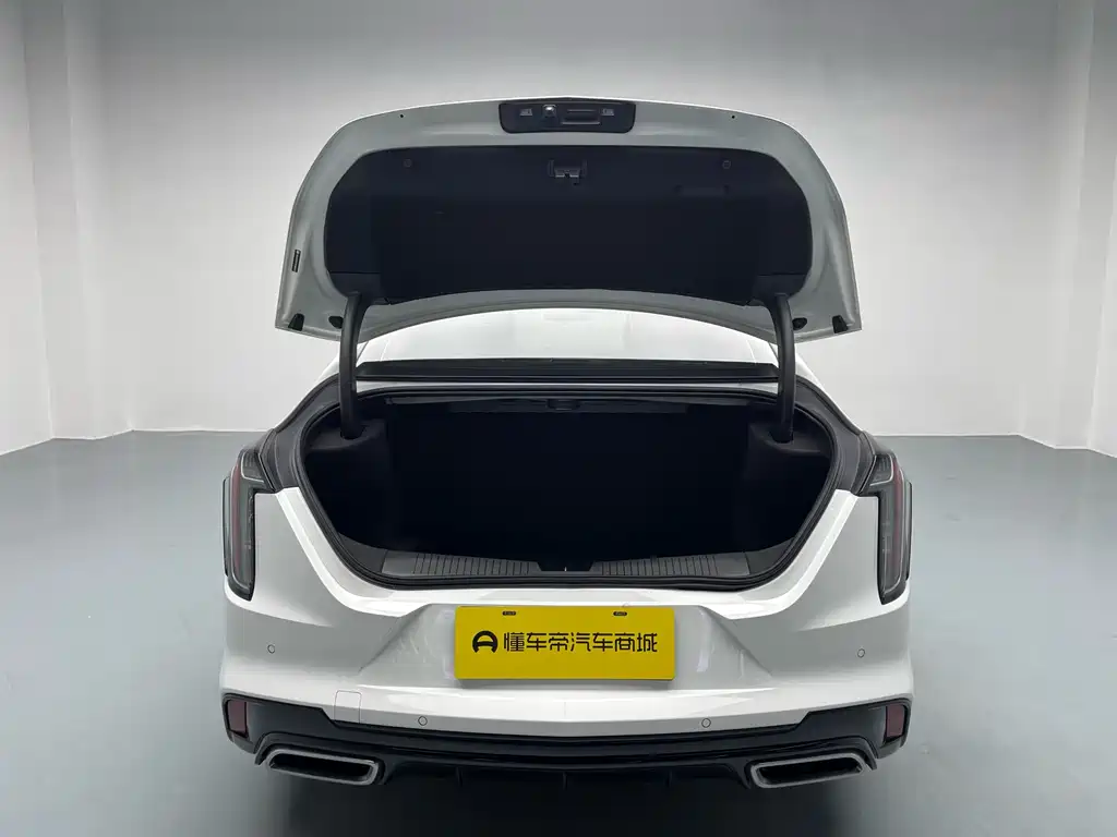 Cadillac CT4 2020 28T fashion type