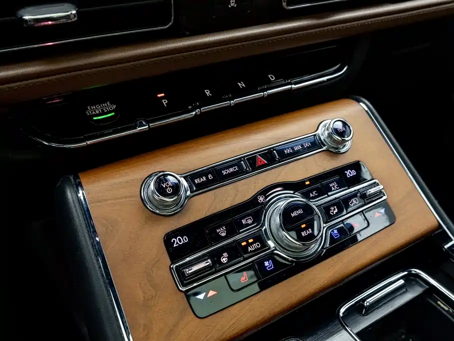 Фото машины 24