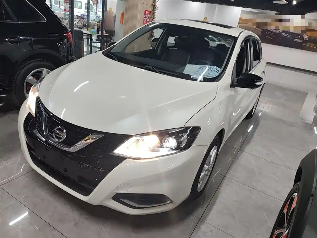 TIIDA TIIDA 2021 1.6L CVT Smart Edition