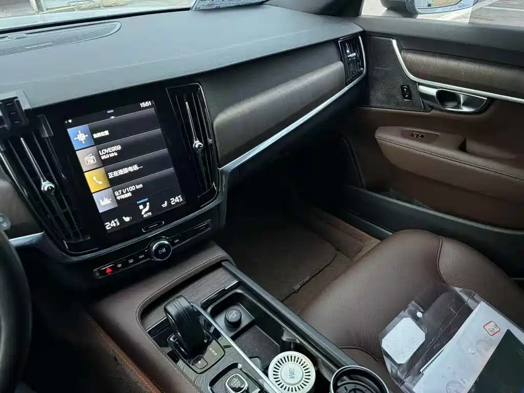 Volvo V90 2021 Cross Country B5 AWD Smart Edition