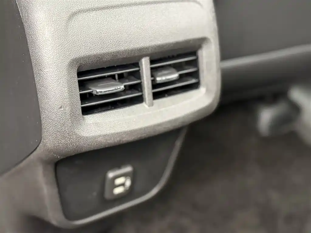 Explorer 2022 Model 535T Chi Jie Edition