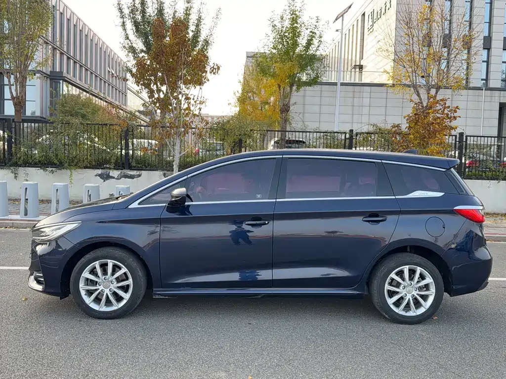 Song MAX 2019 1.5T manual Zhilian Ruiyi 7-seater National V