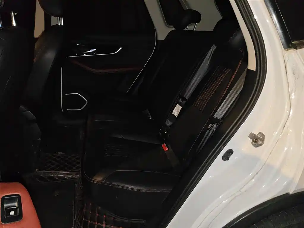 Pentium T33 2019 1.6L manual luxury Country VI